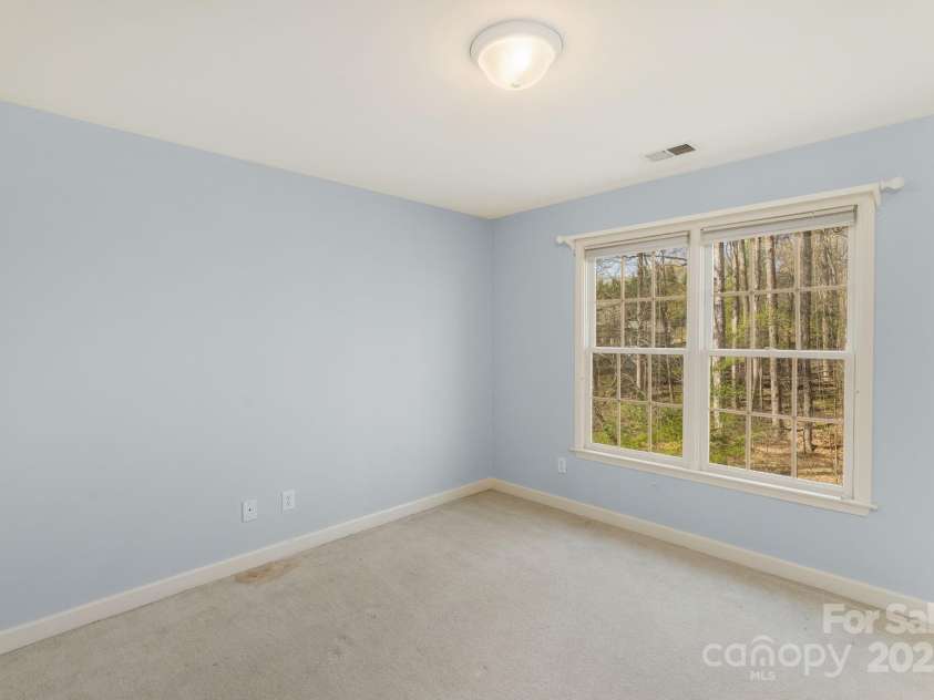 3109 Savannah Hills Drive, Matthews, NC 28105.  MLS# CAR4239036, YatesRealty ID 14925. 