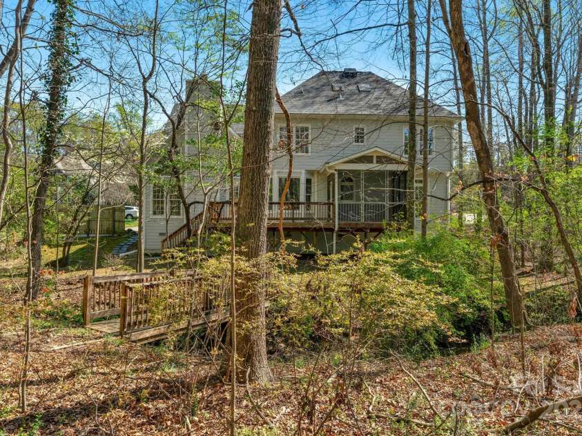 3109 Savannah Hills Drive, Matthews, NC 28105.  MLS# CAR4239036, YatesRealty ID 14925. 