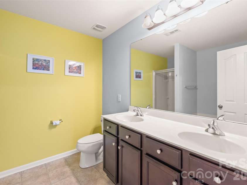 4166 Cordell Court, Midland, NC 28107.  MLS# CAR4373907, YatesRealty ID 14926. Primary Ensuite with Dual Vanity