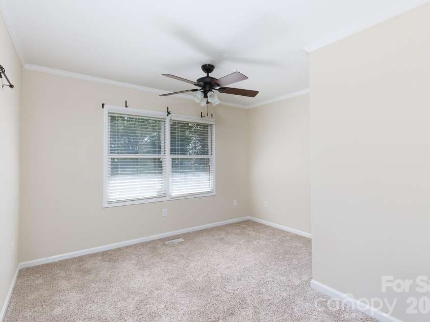 1711 Cricket Run, York, SC 29745.  MLS# CAR4373587, YatesRealty ID 14927. Guest Room 2