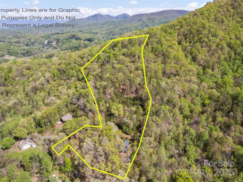 374 Rio Bravo Drive, Sylva, NC 28779.  MLS# CAR4252761, YatesRealty ID 14927. 