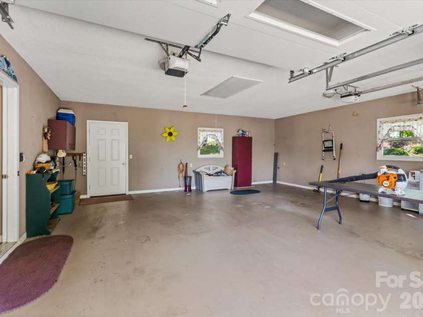 295 Cobblestone Drive, Marion, NC 28752.  MLS# CAR4373094, YatesRealty ID 14928. 