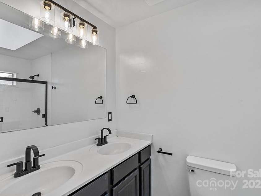 188 Turnberry Lane, Mooresville, NC 28117.  MLS# CAR4255890, YatesRealty ID 14929. 