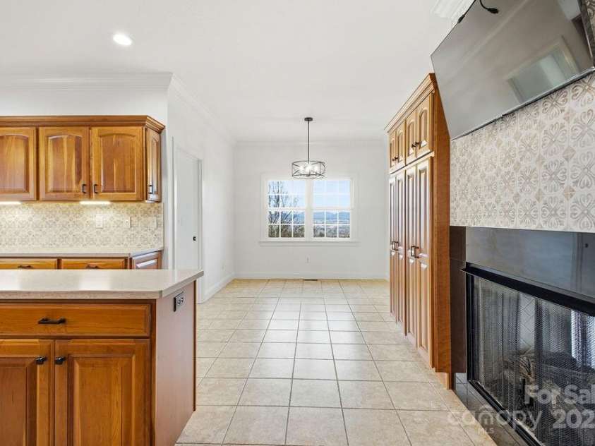 38 Sweetwater Oaks Drive, Fletcher, NC 28732.  MLS# CAR4331629, YatesRealty ID 1493. 