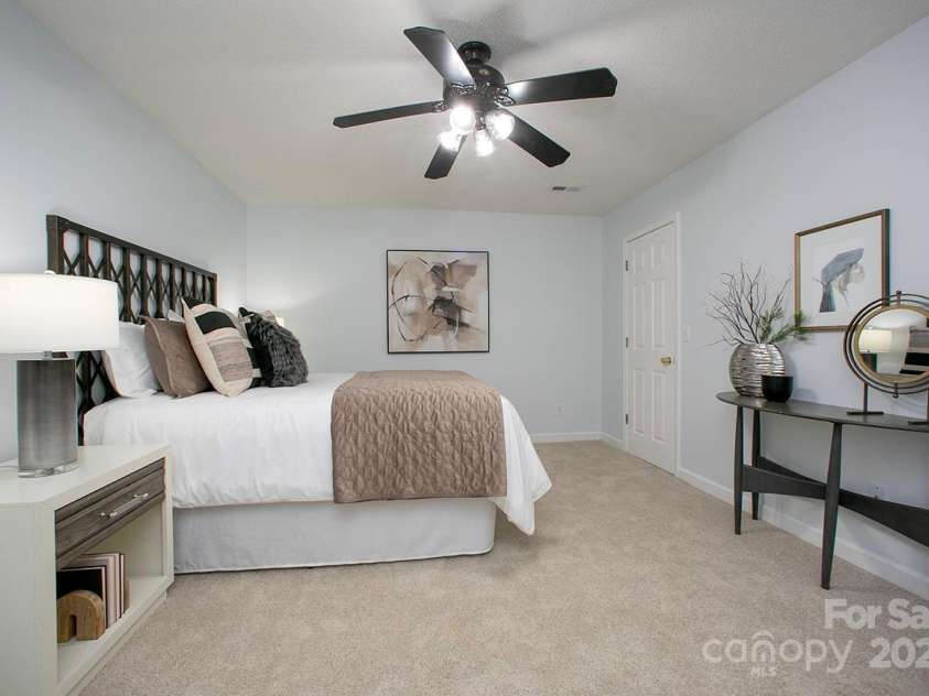 1610 Ford Street, Charlotte, NC 28216.  MLS# CAR4257993, YatesRealty ID 14930. Your owners' suite is 15'7