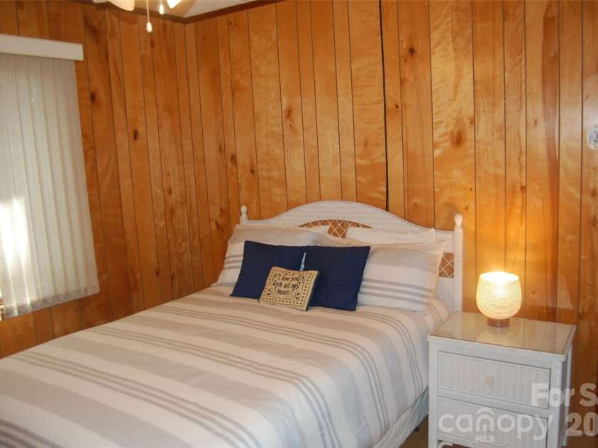 61 Dew Drop Loop, Newland, NC 28657.  MLS# CAR4374054, YatesRealty ID 14930. 