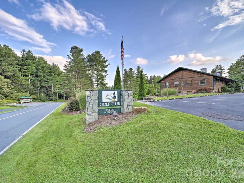 61 Dew Drop Loop, Newland, NC 28657.  MLS# CAR4374054, YatesRealty ID 14930. 