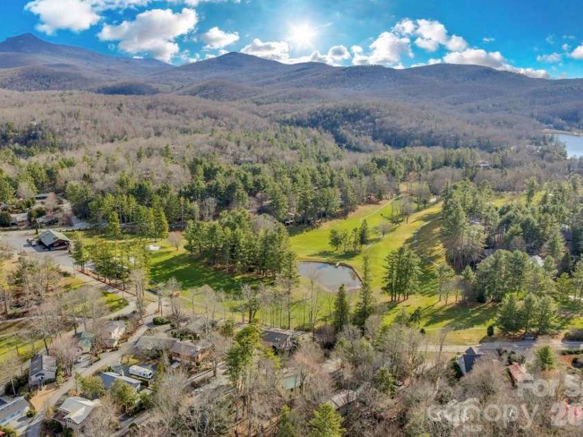 61 Dew Drop Loop, Newland, NC 28657.  MLS# CAR4374054, YatesRealty ID 14930. 