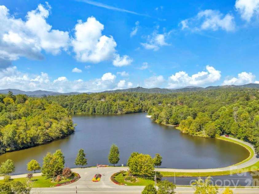 61 Dew Drop Loop, Newland, NC 28657.  MLS# CAR4374054, YatesRealty ID 14930. 