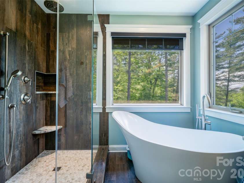 20 Angler Trail, Asheville, NC 28803.  MLS# CAR4258628, YatesRealty ID 14933. Primary bathroom 