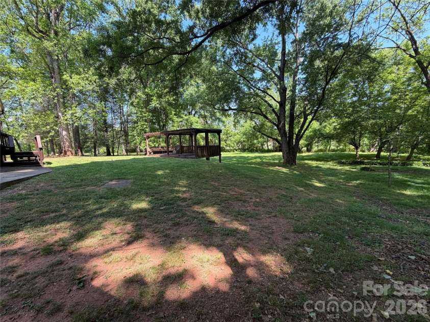 1044 Meadowbrook Lane, Newton, NC 28658.  MLS# CAR4374041, YatesRealty ID 14934. 