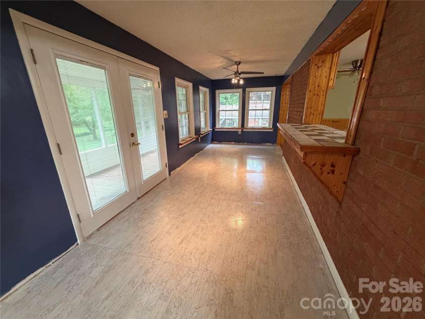 1044 Meadowbrook Lane, Newton, NC 28658.  MLS# CAR4374041, YatesRealty ID 14934. 