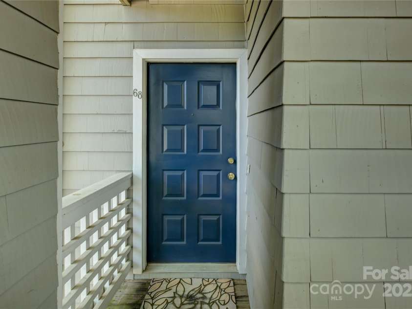 226 Queens Road, Charlotte, NC 28204.  MLS# CAR4261070, YatesRealty ID 14935. 