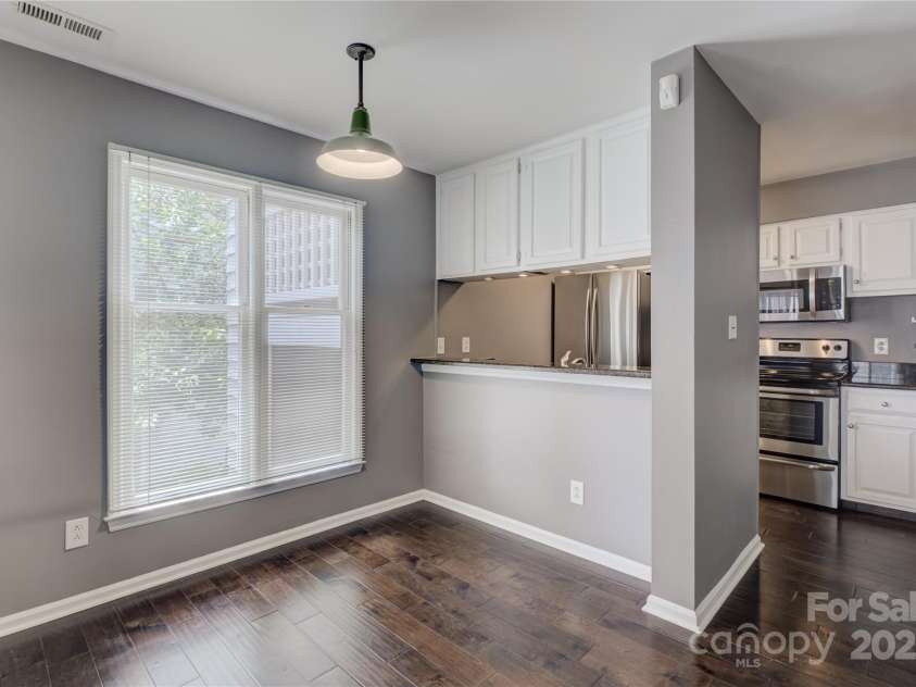 226 Queens Road, Charlotte, NC 28204.  MLS# CAR4261070, YatesRealty ID 14935. 