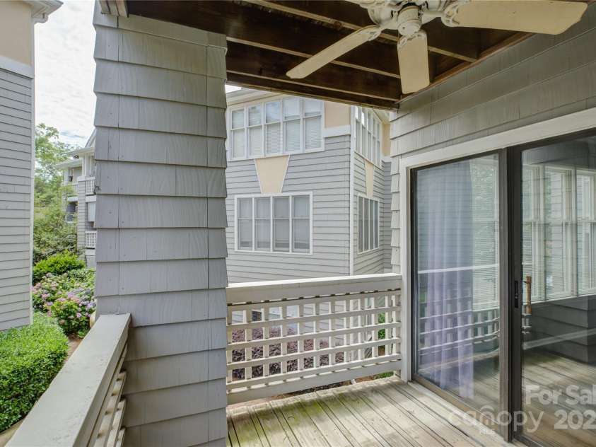 226 Queens Road, Charlotte, NC 28204.  MLS# CAR4261070, YatesRealty ID 14935. 