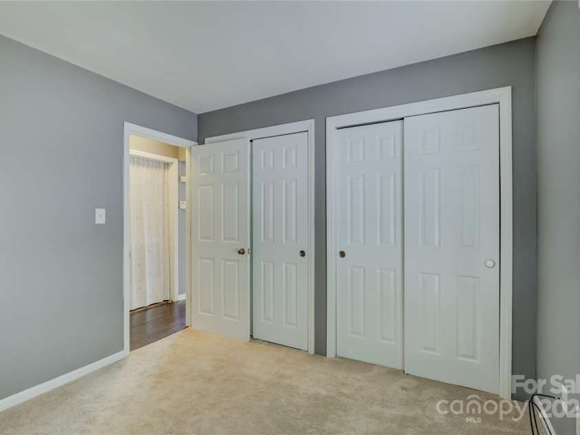 226 Queens Road, Charlotte, NC 28204.  MLS# CAR4261070, YatesRealty ID 14935. 