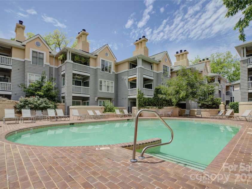 226 Queens Road, Charlotte, NC 28204.  MLS# CAR4261070, YatesRealty ID 14935. 