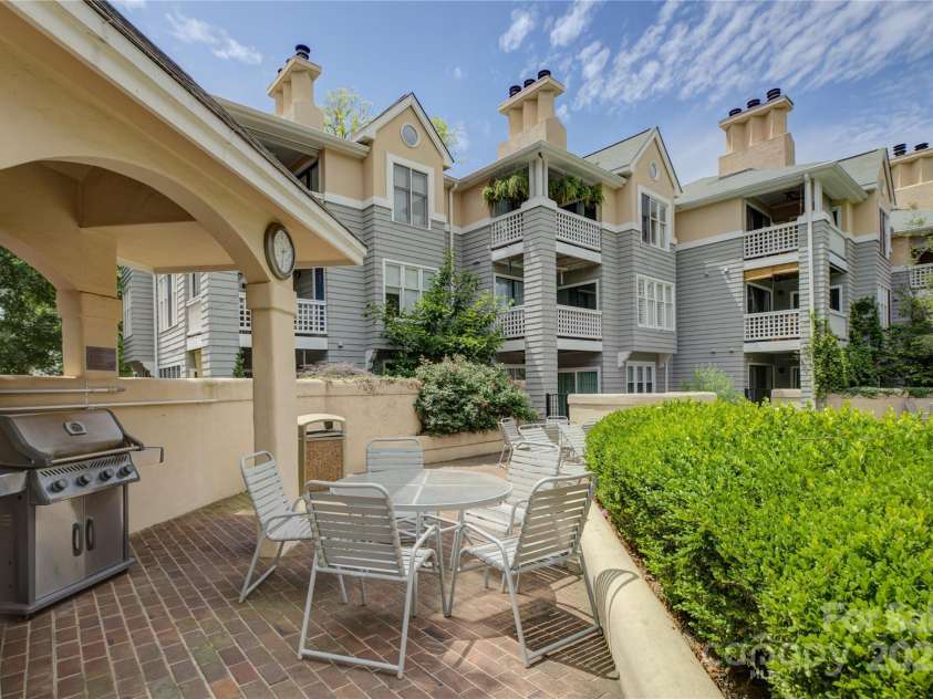 226 Queens Road, Charlotte, NC 28204.  MLS# CAR4261070, YatesRealty ID 14935. 