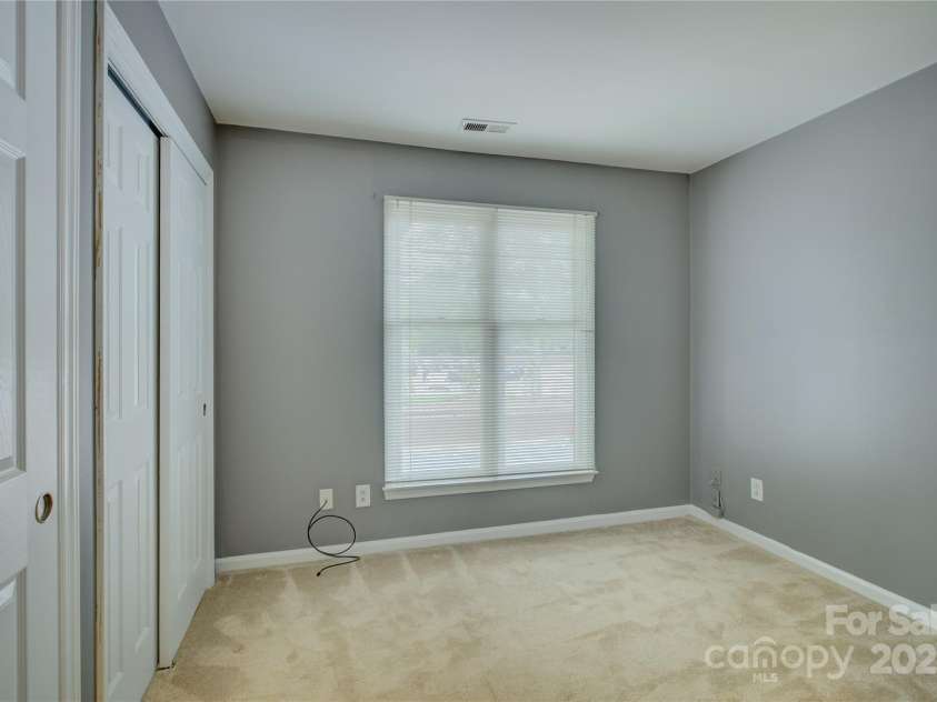 226 Queens Road, Charlotte, NC 28204.  MLS# CAR4261070, YatesRealty ID 14935. Second Bedroom