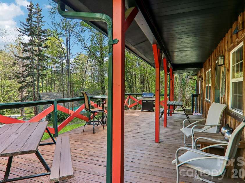 28 Mull Cove Road, Maggie Valley, NC 28751.  MLS# CAR4373936, YatesRealty ID 14935. 