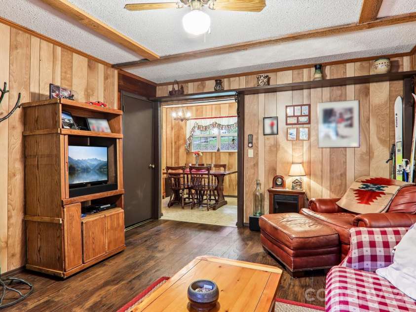 28 Mull Cove Road, Maggie Valley, NC 28751.  MLS# CAR4373936, YatesRealty ID 14935. 