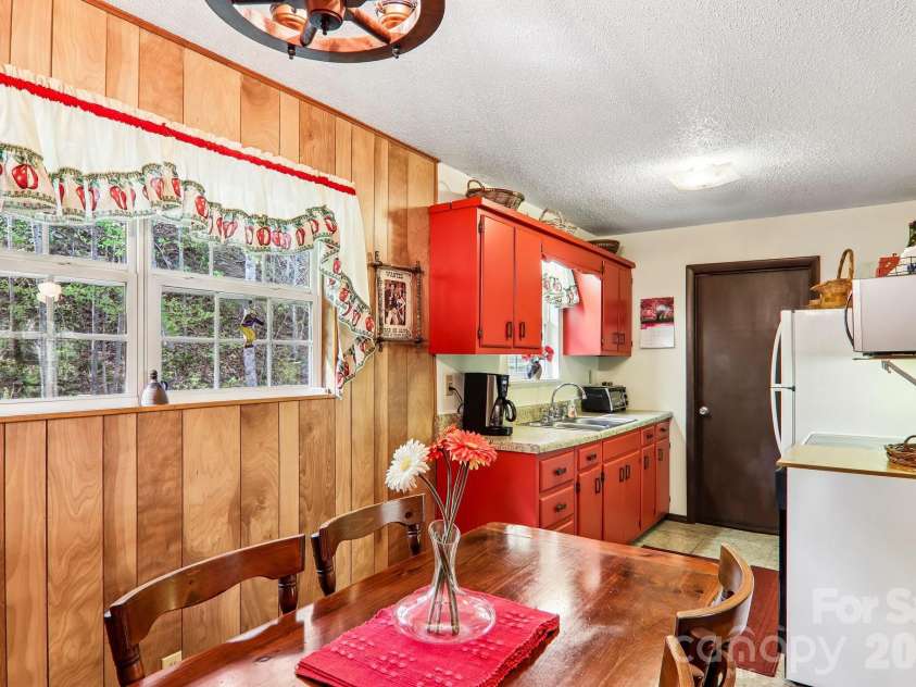 28 Mull Cove Road, Maggie Valley, NC 28751.  MLS# CAR4373936, YatesRealty ID 14935. 