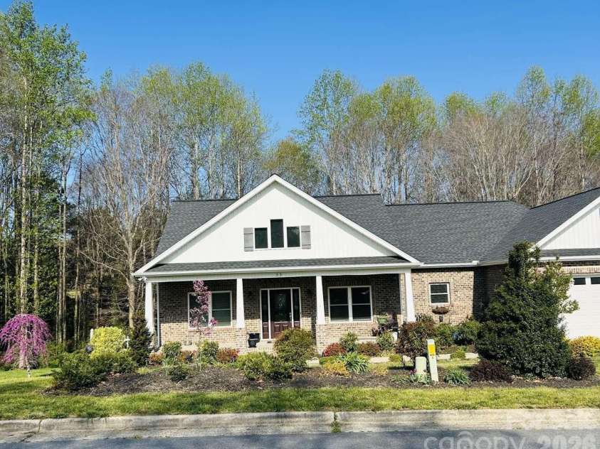 35 Iswa Drive, Taylorsville, NC 28681.  MLS# CAR4369331, YatesRealty ID 14937. 