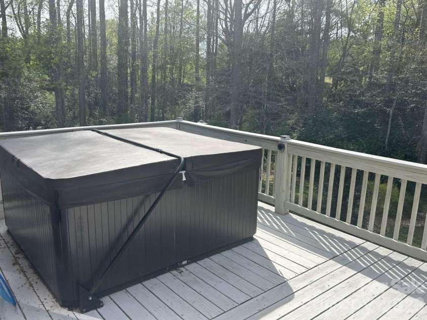 35 Iswa Drive, Taylorsville, NC 28681.  MLS# CAR4369331, YatesRealty ID 14937. 