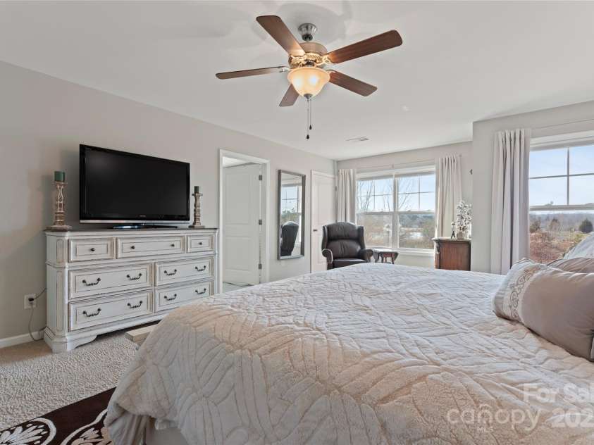 919 Pennington Drive, Lancaster, SC 29720.  MLS# CAR4228874, YatesRealty ID 14937. 