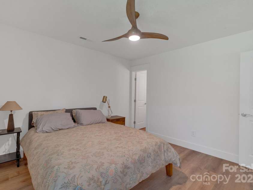 342 Silversteen Drive, Brevard, NC 28712.  MLS# CAR4261211, YatesRealty ID 14938. 