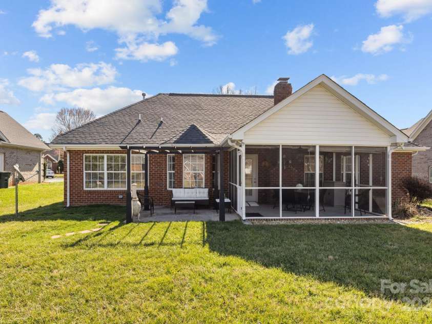 4405 Zee Court, Monroe, NC 28110.  MLS# CAR4224337, YatesRealty ID 14939. 