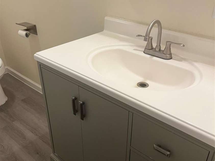 206 Catawba Drive, Mount Holly, NC 28120.  MLS# CAR4331630, YatesRealty ID 1494. 