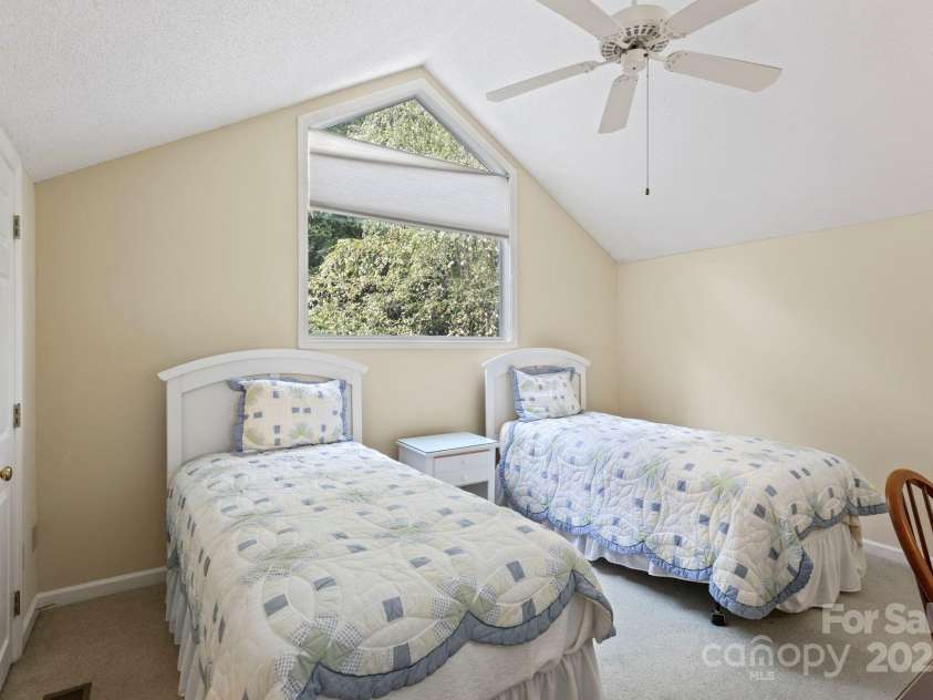 320 Dawnbrook Drive, Flat Rock, NC 28731.  MLS# CAR4312998, YatesRealty ID 1494. 