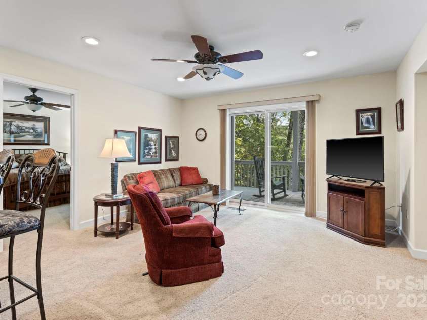 320 Dawnbrook Drive, Flat Rock, NC 28731.  MLS# CAR4312998, YatesRealty ID 1494. 