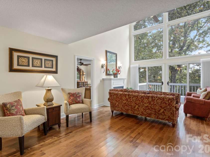 320 Dawnbrook Drive, Flat Rock, NC 28731.  MLS# CAR4376891, YatesRealty ID 1494. 