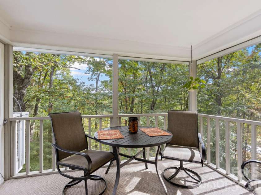 320 Dawnbrook Drive, Flat Rock, NC 28731.  MLS# CAR4376891, YatesRealty ID 1494. 