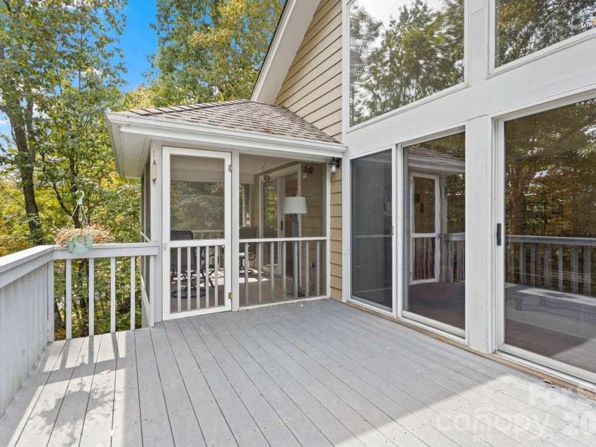 320 Dawnbrook Drive, Flat Rock, NC 28731.  MLS# CAR4376891, YatesRealty ID 1494. 