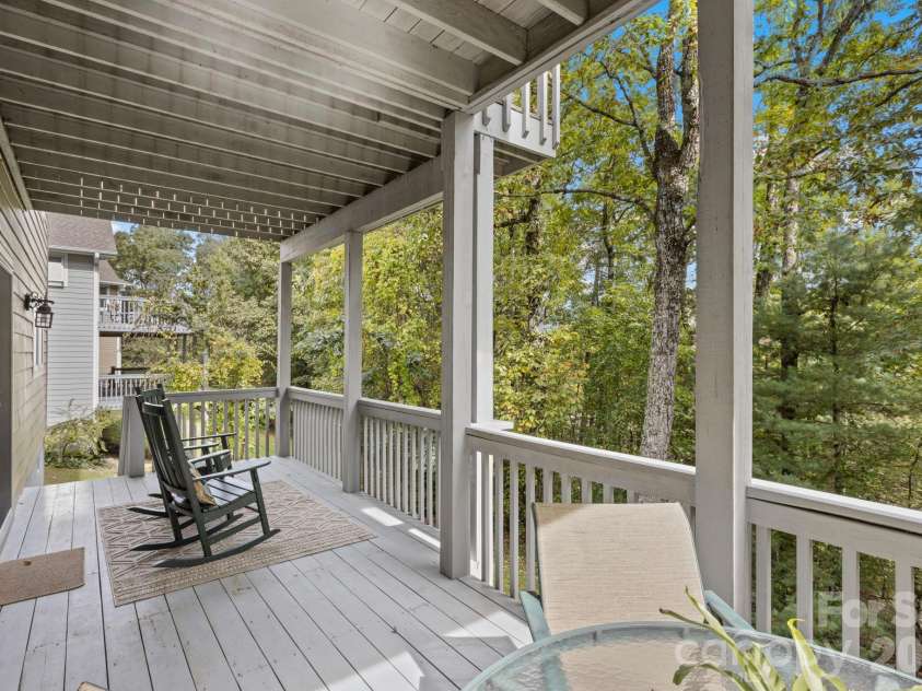 320 Dawnbrook Drive, Flat Rock, NC 28731.  MLS# CAR4376891, YatesRealty ID 1494. 