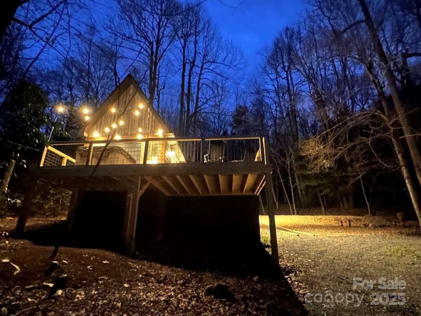 30 Rainbow Lake Circle, Black Mountain, NC 28711.  MLS# CAR4228159, YatesRealty ID 14941. 