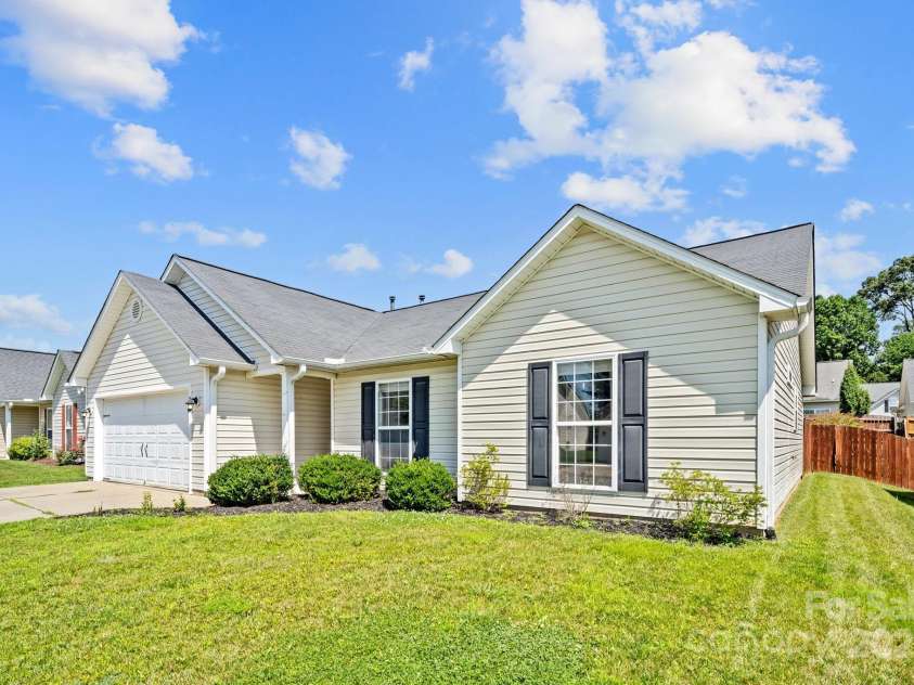 160 Lumber River Road, Fletcher, NC 28732.  MLS# CAR4242814, YatesRealty ID 14942. 