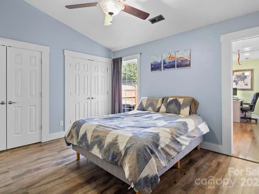 160 Lumber River Road, Fletcher, NC 28732.  MLS# CAR4242814, YatesRealty ID 14942. 