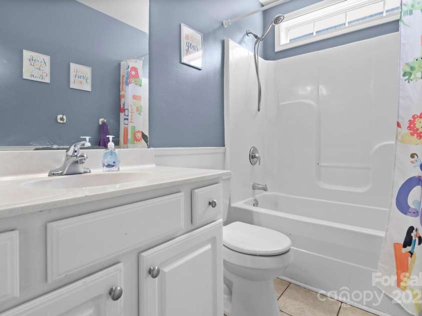 160 Lumber River Road, Fletcher, NC 28732.  MLS# CAR4242814, YatesRealty ID 14942. 
