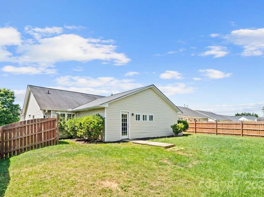 160 Lumber River Road, Fletcher, NC 28732.  MLS# CAR4242814, YatesRealty ID 14942. 