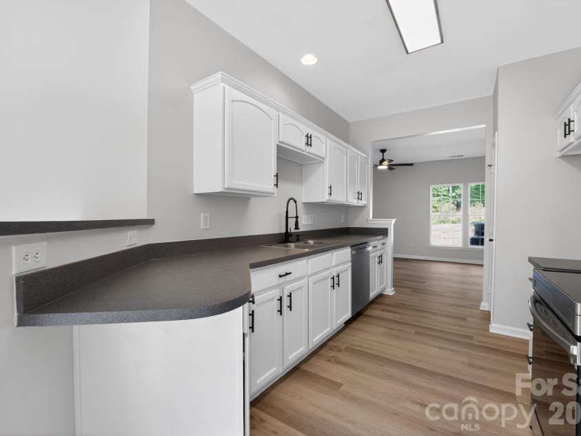 1631 Chamberside Drive, Rock Hill, SC 29730.  MLS# CAR4373797, YatesRealty ID 14942. 