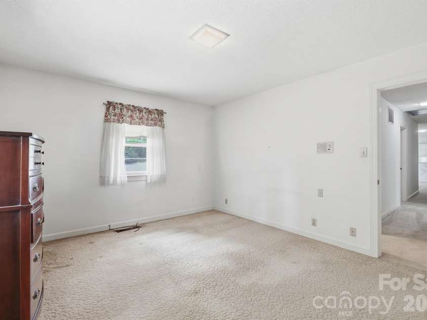 4543 Hickory Boulevard, Granite Falls, NC 28630.  MLS# CAR4374200, YatesRealty ID 14943. 