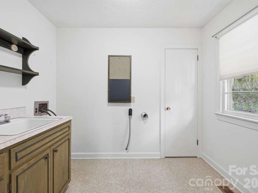 4543 Hickory Boulevard, Granite Falls, NC 28630.  MLS# CAR4374200, YatesRealty ID 14943. 