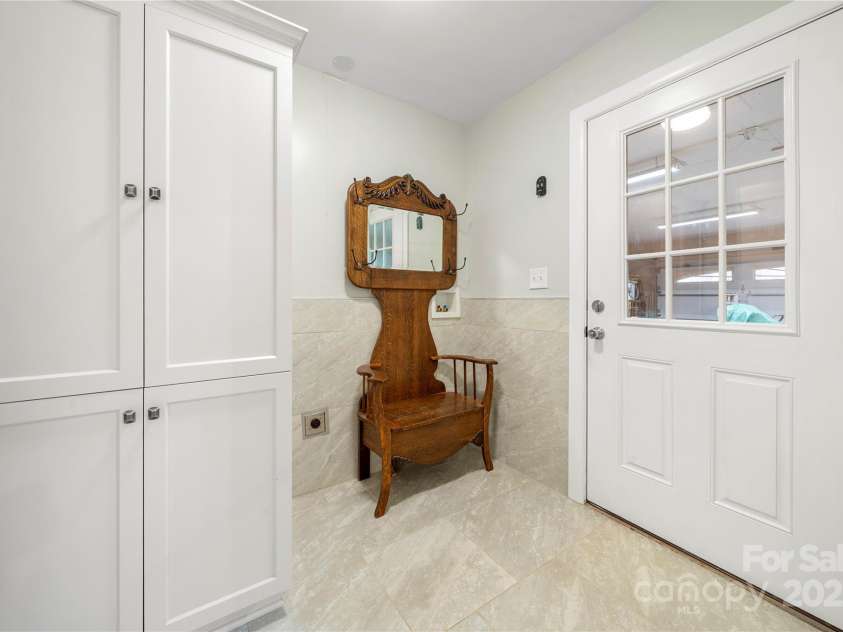 64 Timberidge Drive, Lake Wylie, SC 29710.  MLS# CAR4257751, YatesRealty ID 14944. 