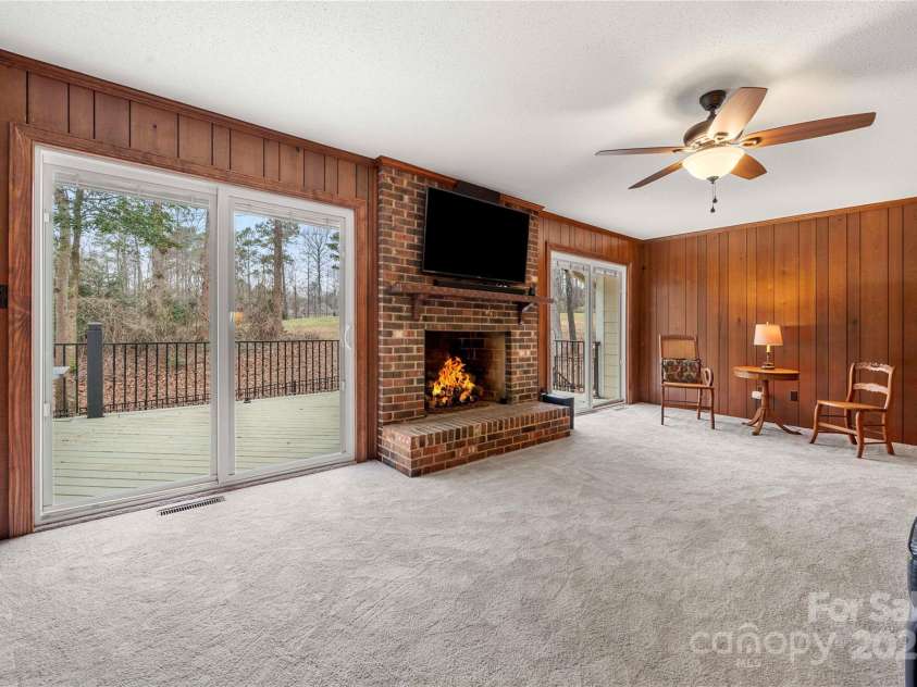 64 Timberidge Drive, Lake Wylie, SC 29710.  MLS# CAR4257751, YatesRealty ID 14944. 