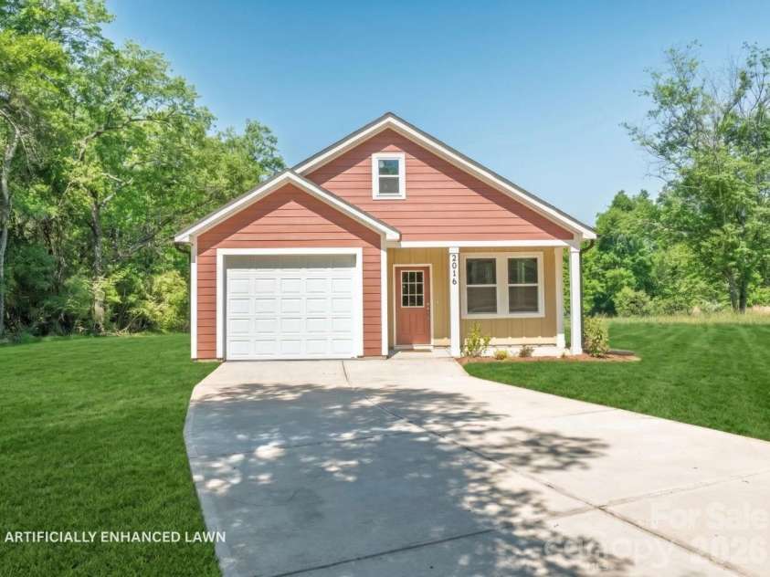2016 Willis Drive, Shelby, NC 28152.  MLS# CAR4372059, YatesRealty ID 14945. 