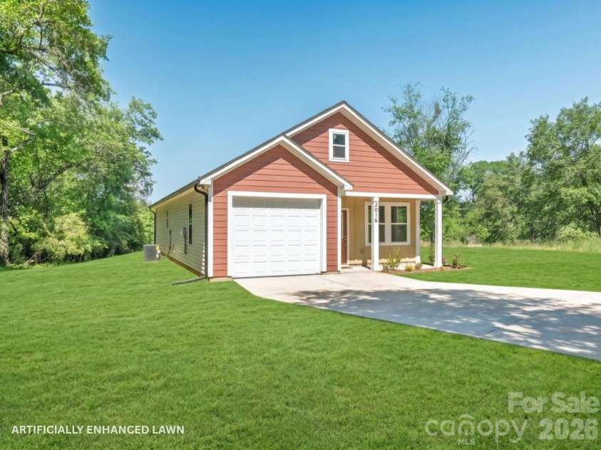2016 Willis Drive, Shelby, NC 28152.  MLS# CAR4372059, YatesRealty ID 14945. 